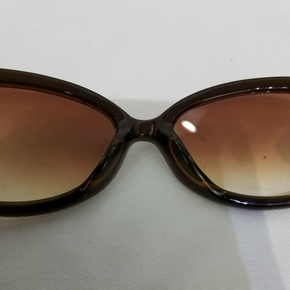 Dolce & Gabbana DD3025 Oval Type Sunglasses 525/13 58 □ 17 125 D & G Logo Brown main image 6